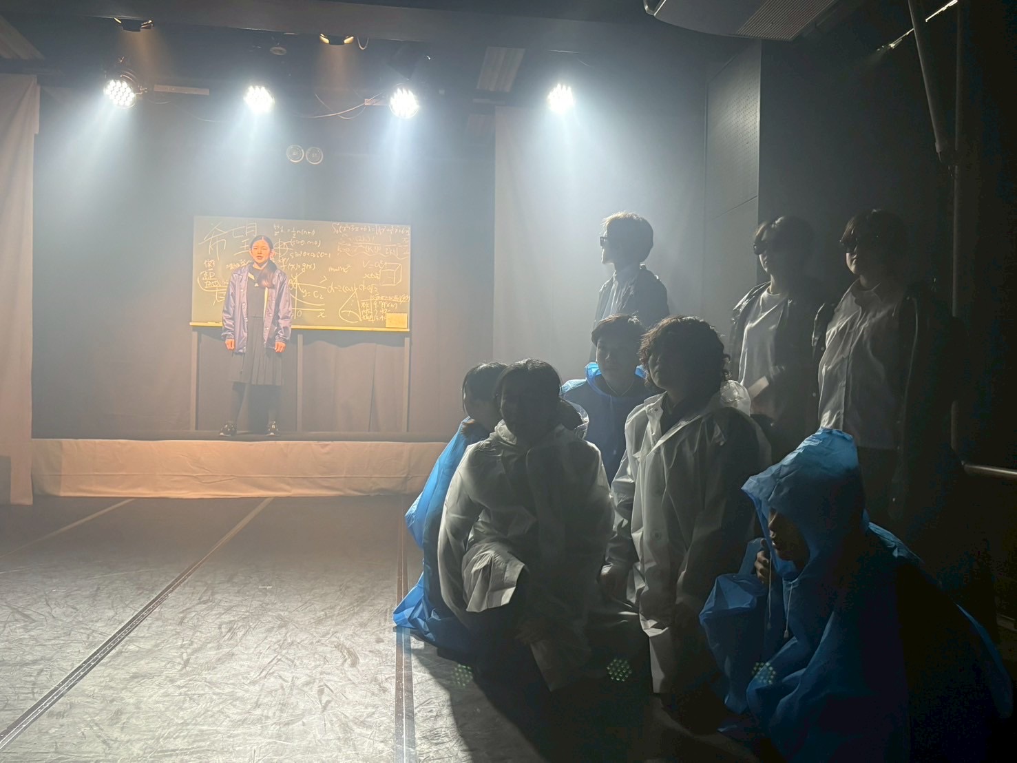 北区シアター☆ラボ・中高生クラス 発表会 舞台写真 05